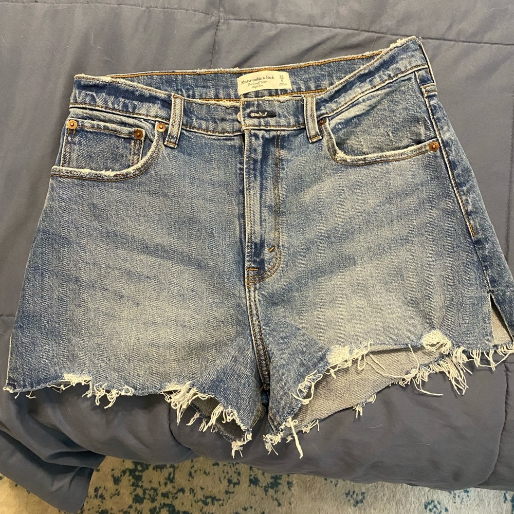 Abercrombie High Rise Cutoff Shorts sz 28